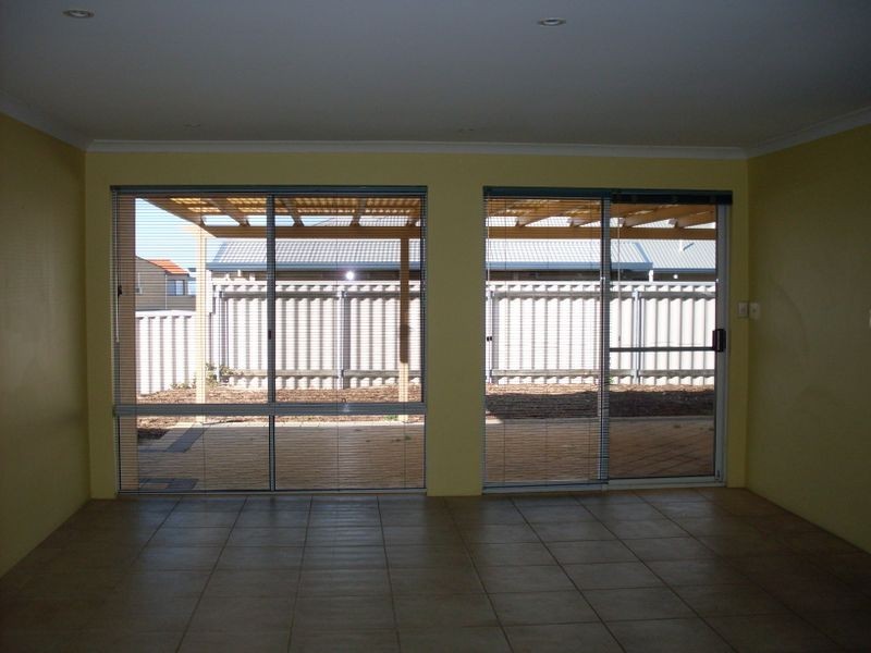 5 Gretel Court, Two Rocks WA 6037