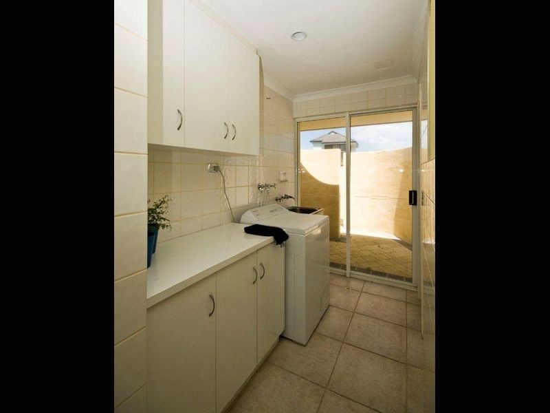 5 Gretel Court, Two Rocks WA 6037