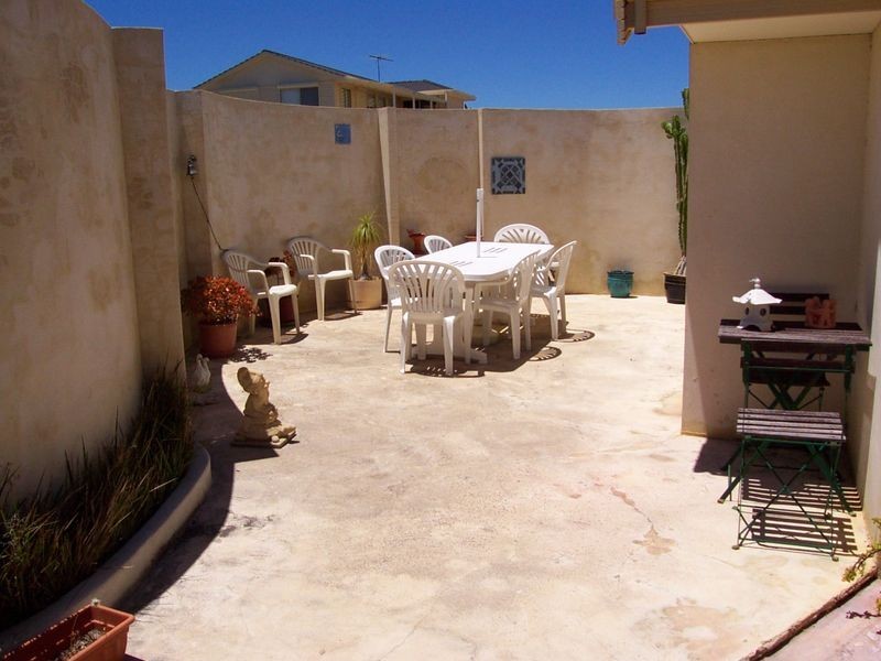 5 Gretel Court, Two Rocks WA 6037