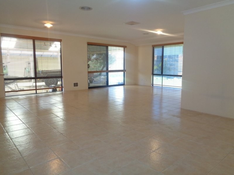 17 Cobia Vista, Yanchep WA 6035