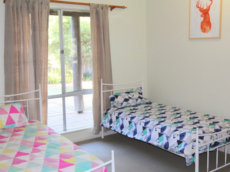 4 Smith Court, Yanchep WA 6035