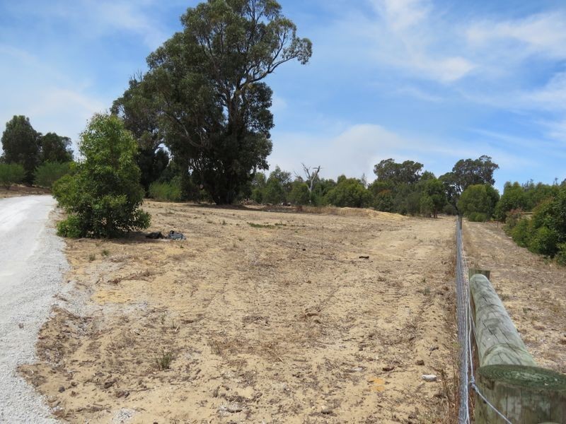 19 Cinnamon Meander, Two Rocks WA 6037