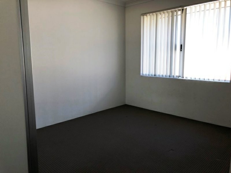 5 Garigal Street, Yanchep WA 6035