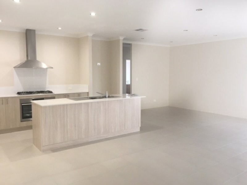 8 Gemfish Street, Two Rocks WA 6037