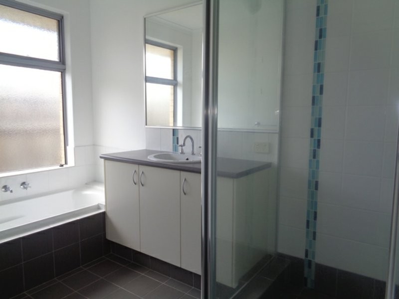 10 Lunar Street, Yanchep WA 6035