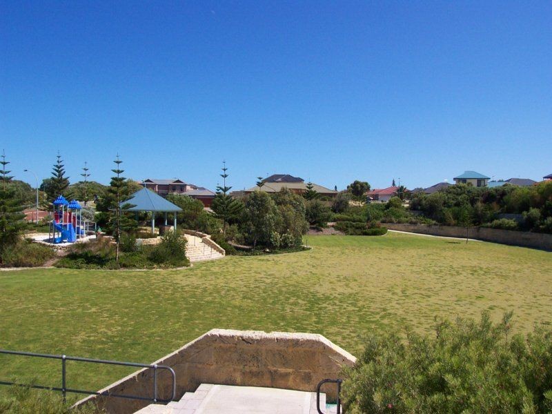 8 Sweep Ridge, Yanchep WA 6035