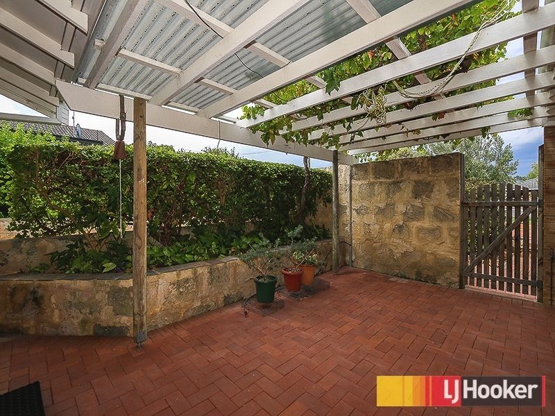 29 Whitfield Drive, Two Rocks WA 6037