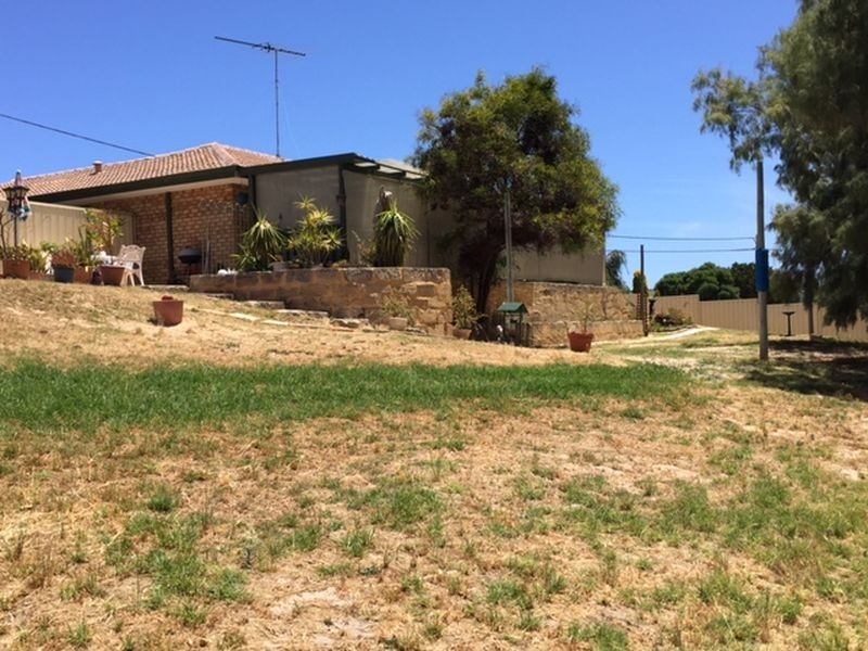 2 Schooner Place, Yanchep WA 6035