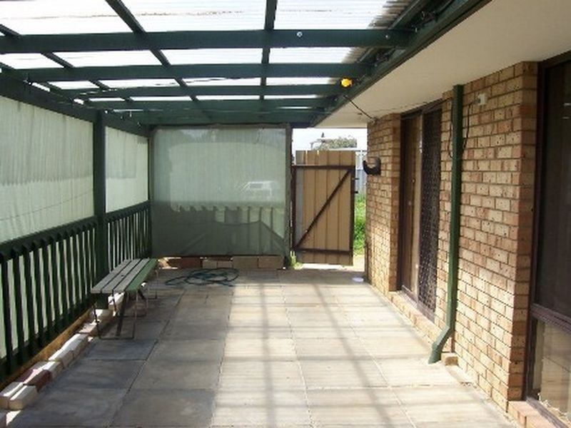 2 Schooner Place, Yanchep WA 6035