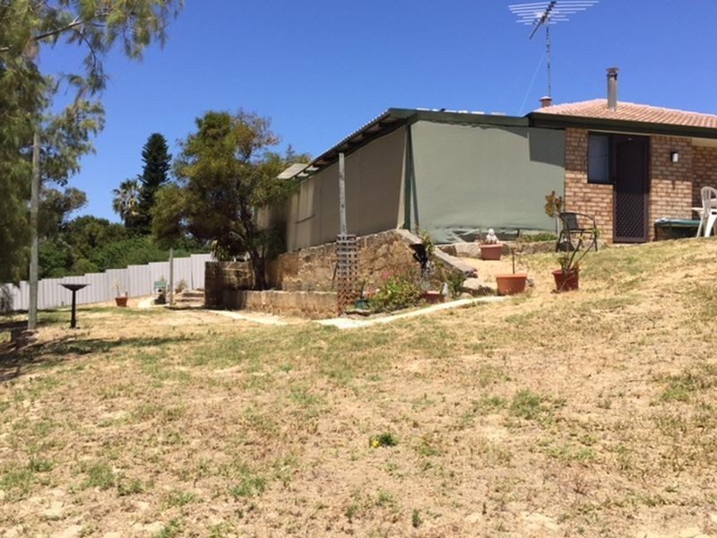 2 Schooner Place, Yanchep WA 6035