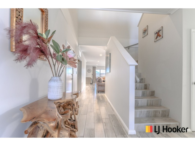 24 Cuttlefish Street, Yanchep WA 6035