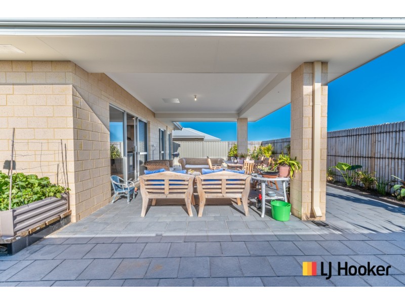 24 Cuttlefish Street, Yanchep WA 6035