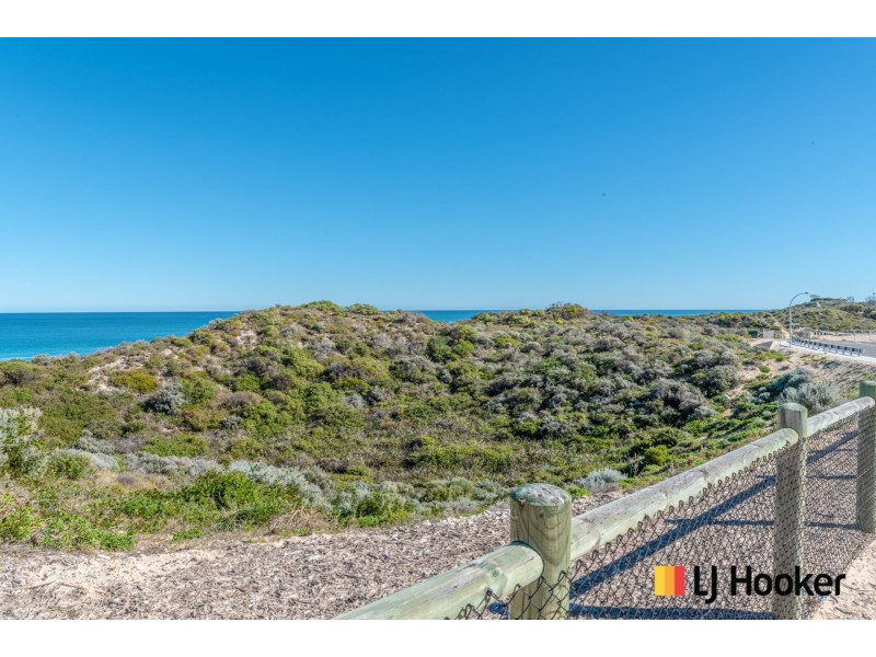 24 Cuttlefish Street, Yanchep WA 6035