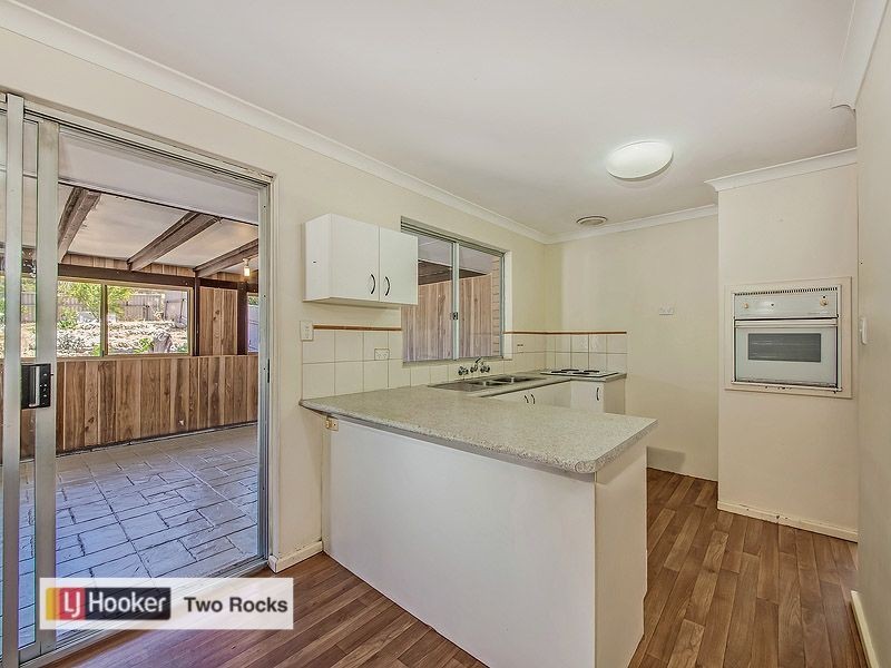 63 Blaxland Avenue, Two Rocks WA 6037