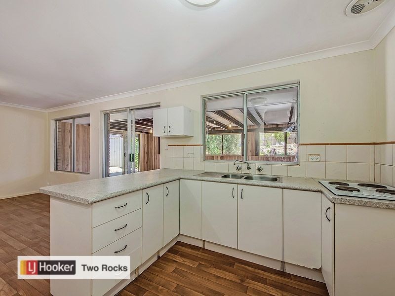 63 Blaxland Avenue, Two Rocks WA 6037
