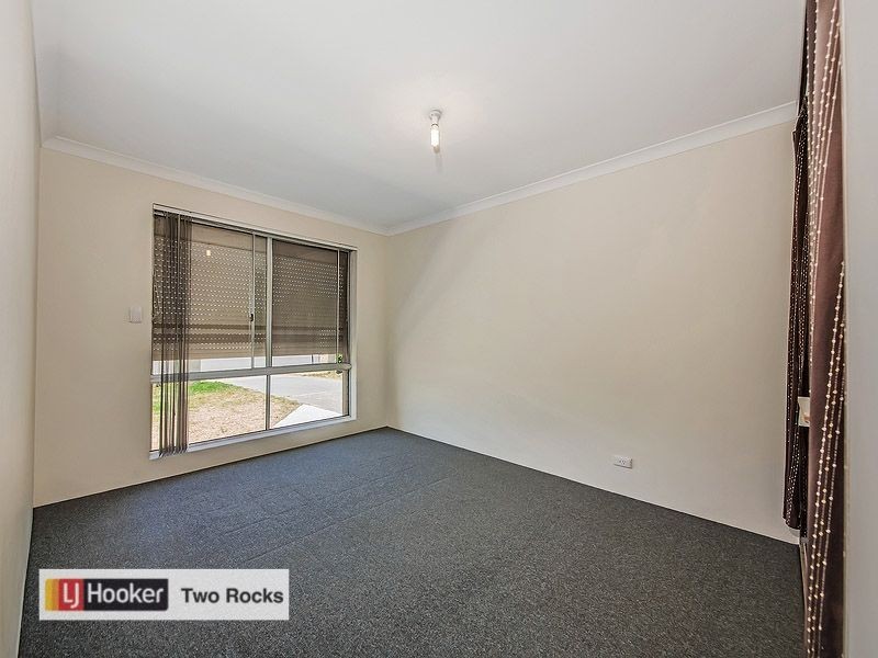 63 Blaxland Avenue, Two Rocks WA 6037