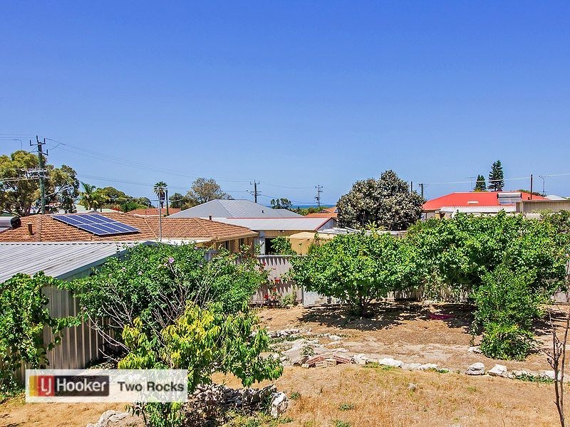 63 Blaxland Avenue, Two Rocks WA 6037