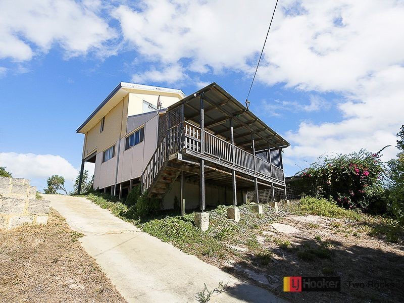 7 Hackney Way, Yanchep WA 6035