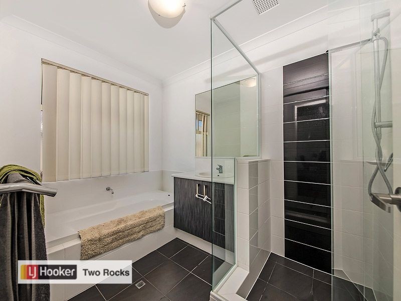 49 Parktree Avenue, Yanchep WA 6035