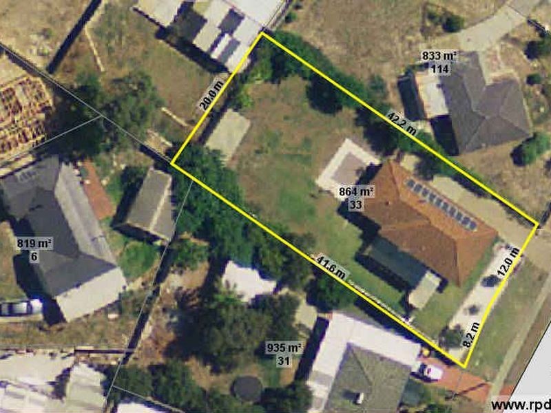 33 Blaxland Avenue, Two Rocks WA 6037