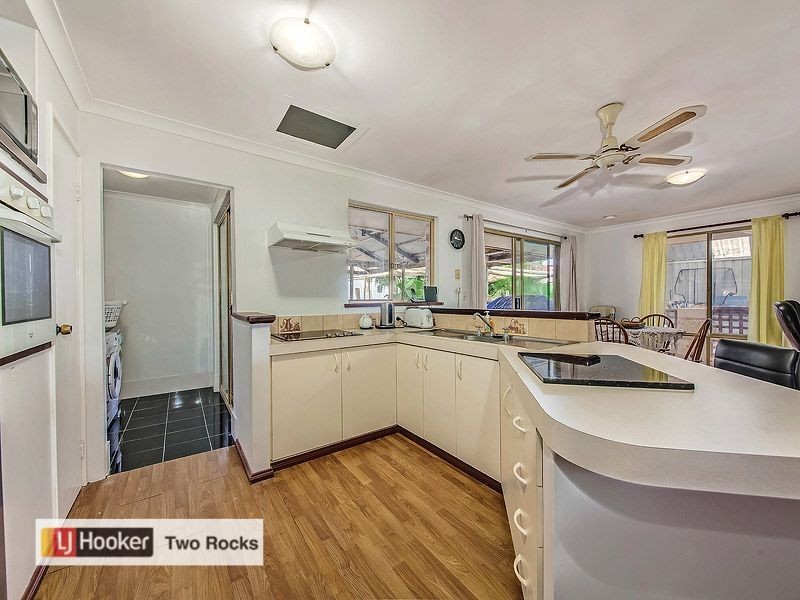 11 Galleon Place, Yanchep WA 6035