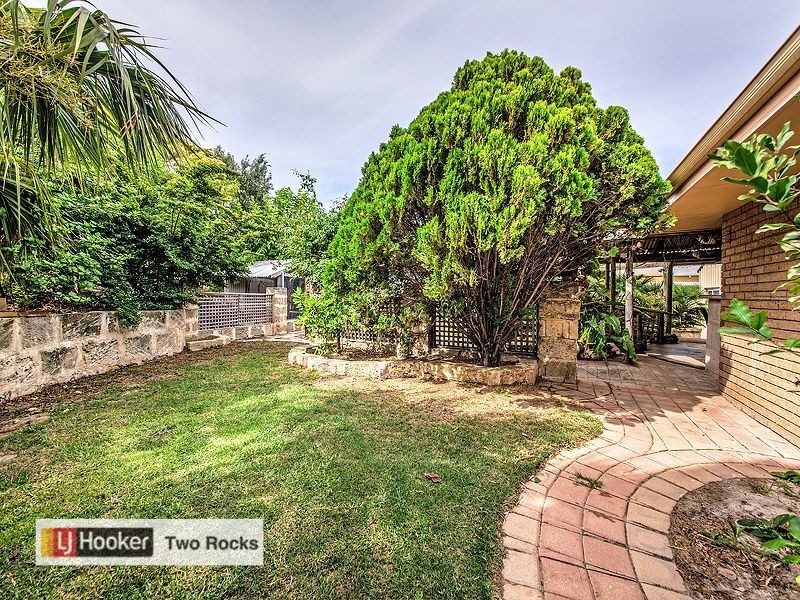 11 Galleon Place, Yanchep WA 6035