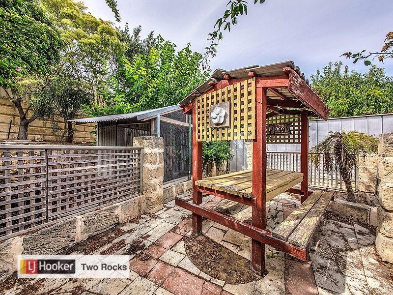 11 Galleon Place, Yanchep WA 6035