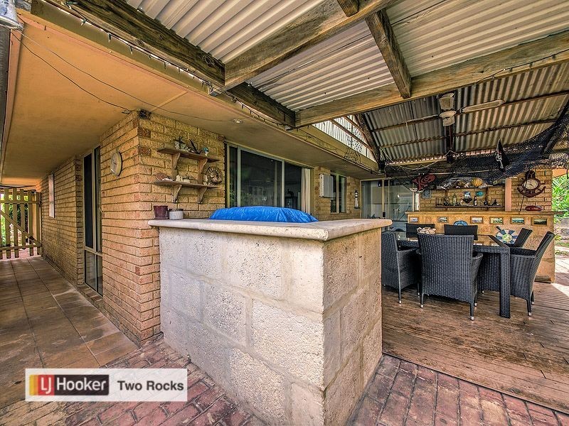 11 Galleon Place, Yanchep WA 6035