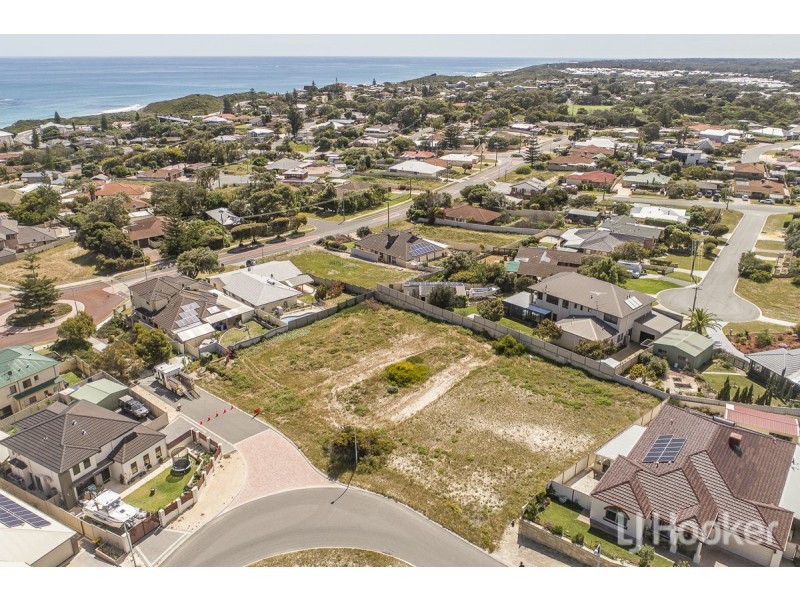 33 Flagtail Outlook, Yanchep WA 6035