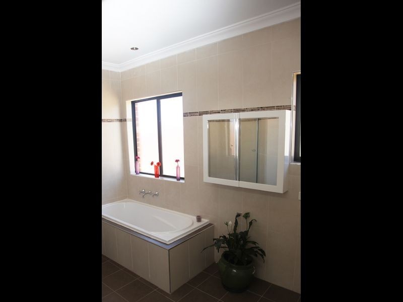 81 Paperbark Avenue, Wilbinga WA 6041