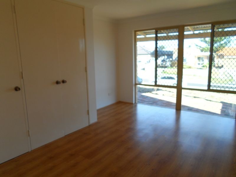 4 Valkyrie Place, Two Rocks WA 6037