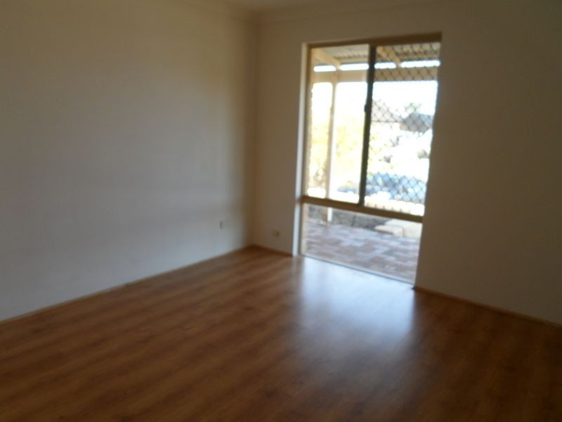 4 Valkyrie Place, Two Rocks WA 6037