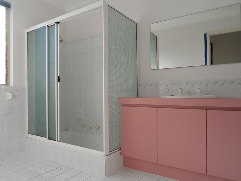 4 Valkyrie Place, Two Rocks WA 6037