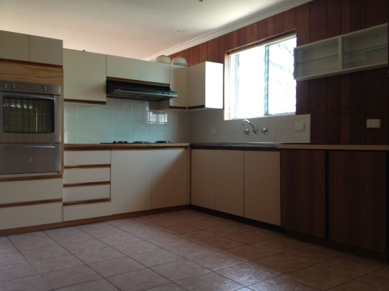 4 Candler Way, Two Rocks WA 6037