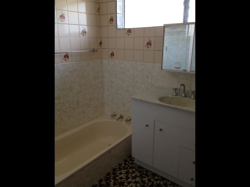 4 Candler Way, Two Rocks WA 6037