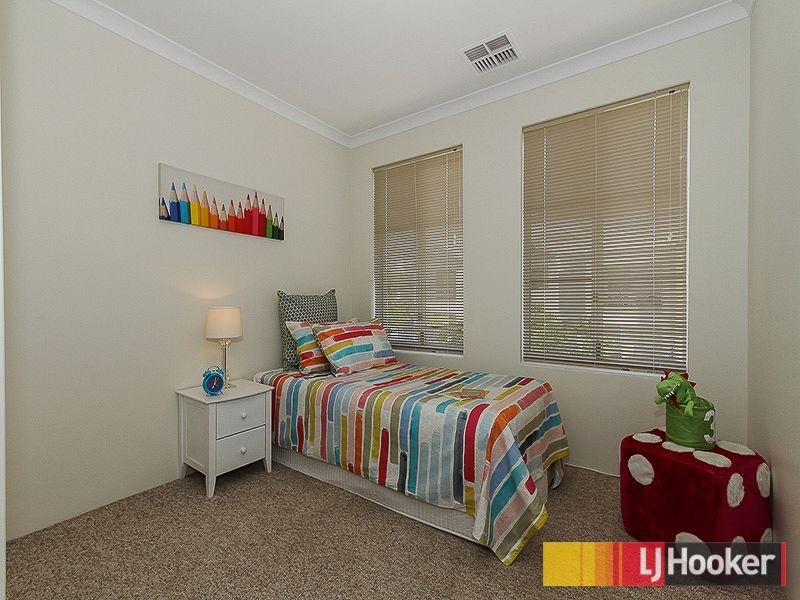 32 Gaudi Way, Clarkson WA 6030