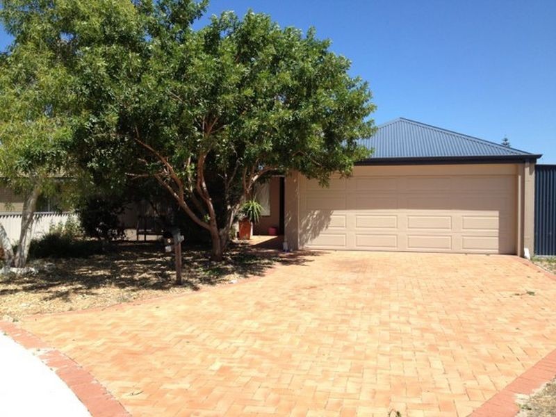 9 Genesta Place, Two Rocks WA 6037