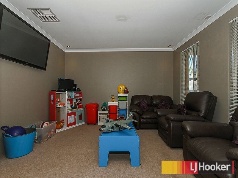 45 Granite Place, Yanchep WA 6035
