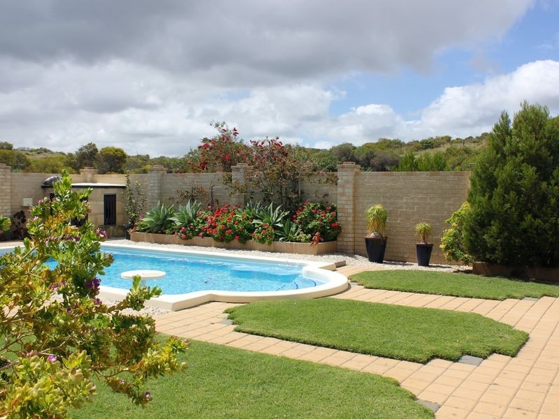 123 Sovereign Drive, Two Rocks WA 6037