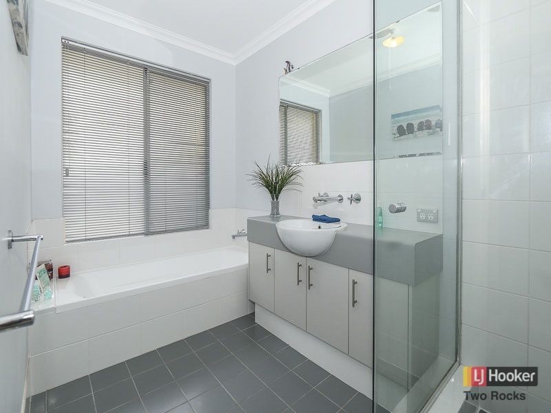 9 Seagrass Street, Yanchep WA 6035