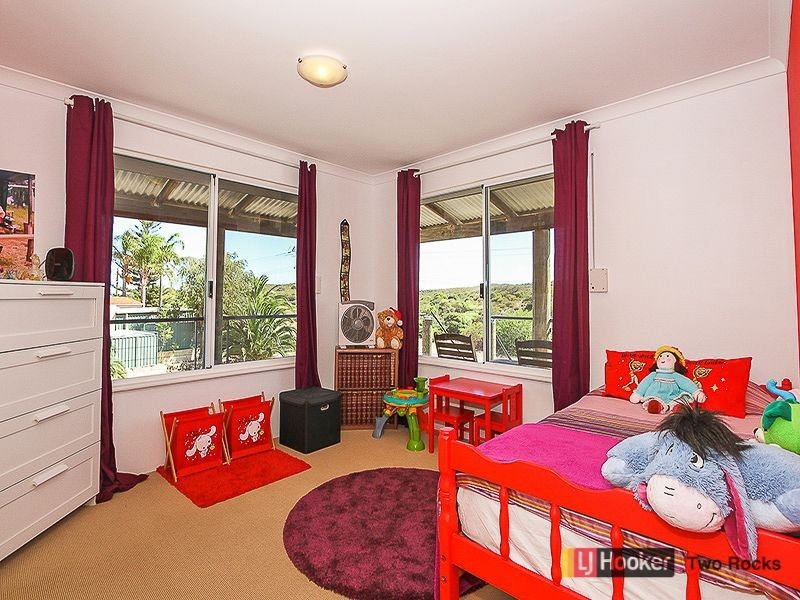 48 Damepattie Drive, Two Rocks WA 6037