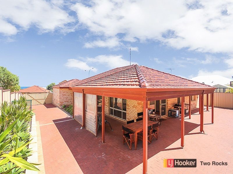 150 Lagoon Drive, Yanchep WA 6035