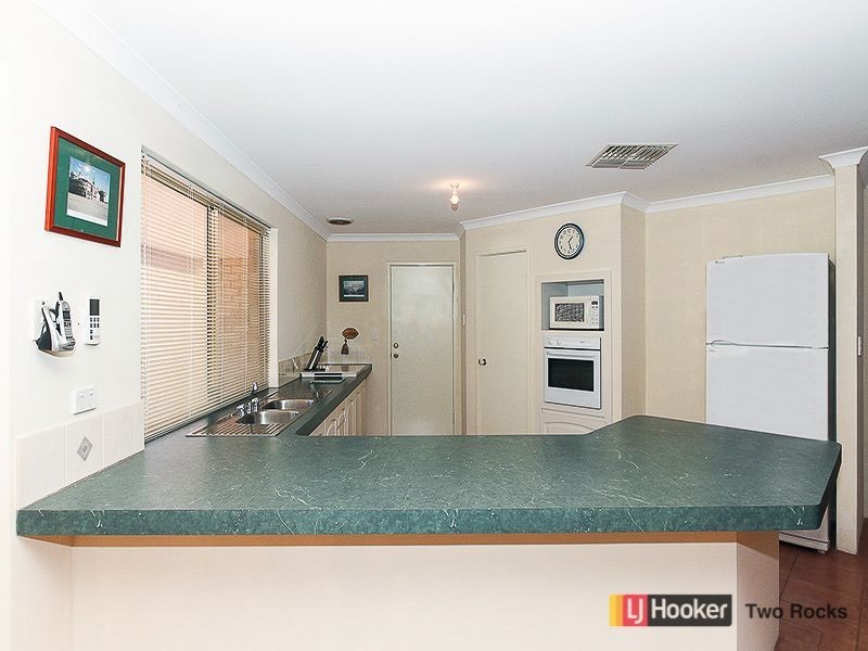 150 Lagoon Drive, Yanchep WA 6035