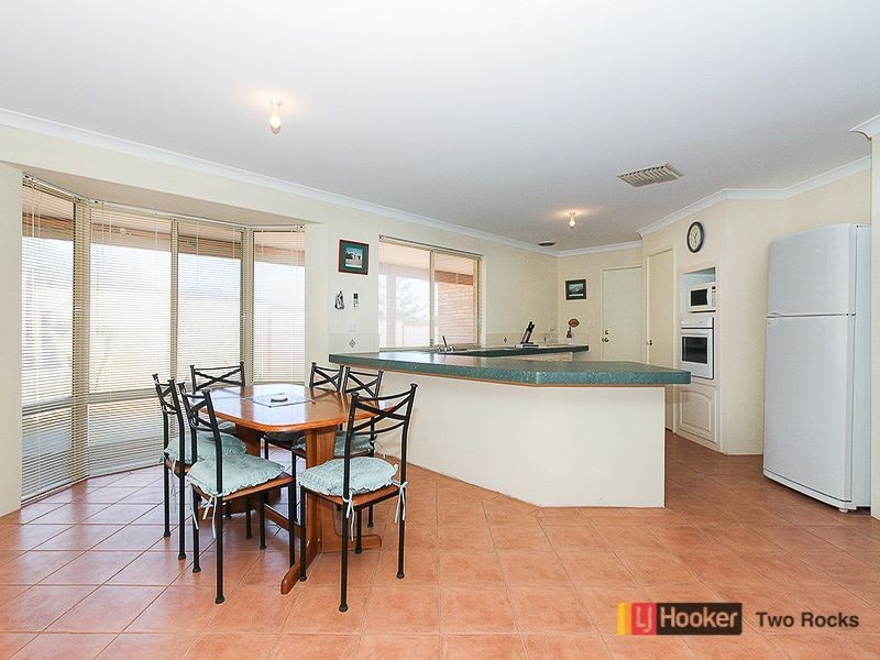 150 Lagoon Drive, Yanchep WA 6035