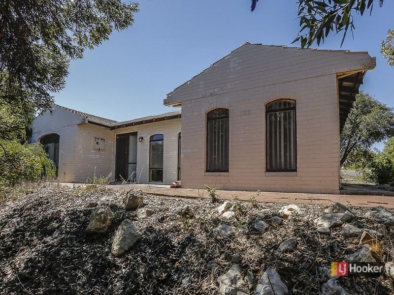 105 Whitfield Drive, Two Rocks WA 6037