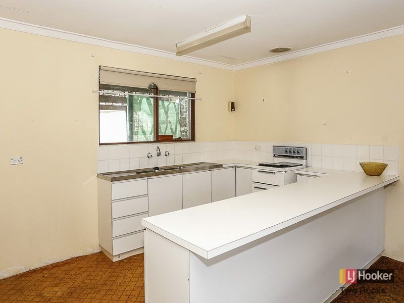 105 Whitfield Drive, Two Rocks WA 6037