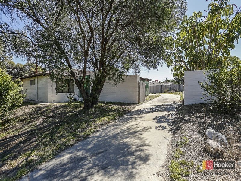 105 Whitfield Drive, Two Rocks WA 6037