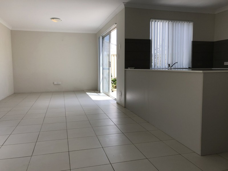 2/54 Mullins Way, Yanchep WA 6035