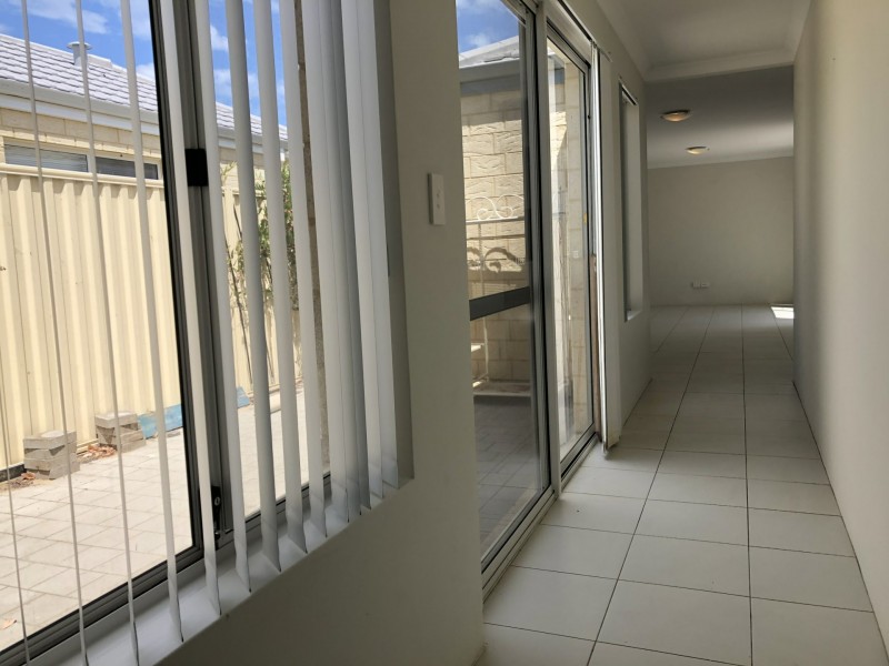 2/54 Mullins Way, Yanchep WA 6035