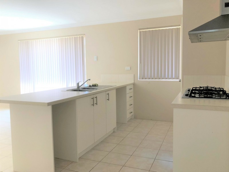 137 Lindsay Beach Boulevard, Yanchep WA 6035